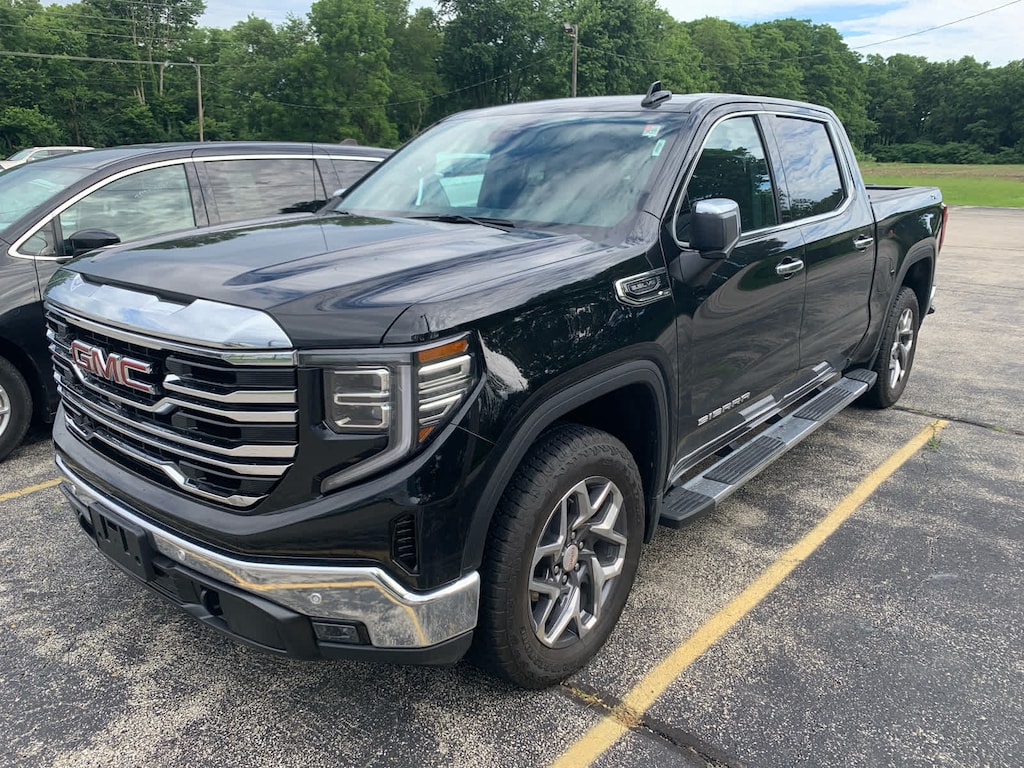 Used 2023 GMC Sierra 1500 SLT Truck Crew Cab