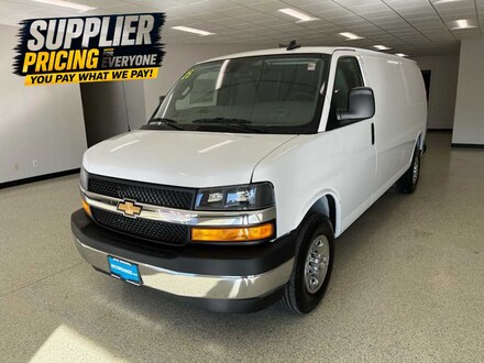 2025 Chevrolet Express Cargo WT Van