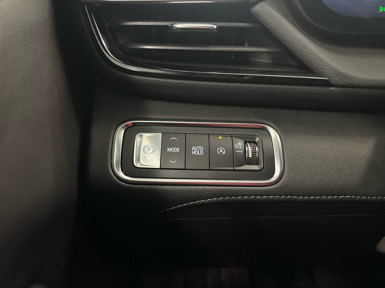 2025 Buick Enclave Sport Touring - Photo 33