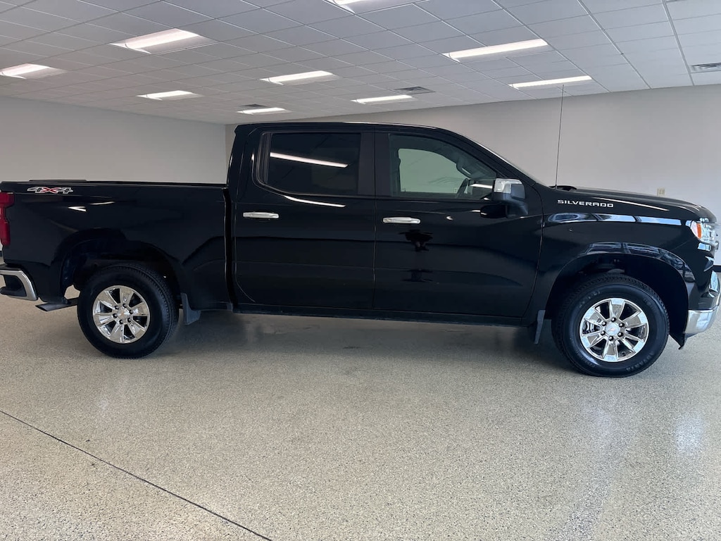 Used 2025 Chevrolet Silverado 1500 LT Truck Crew Cab