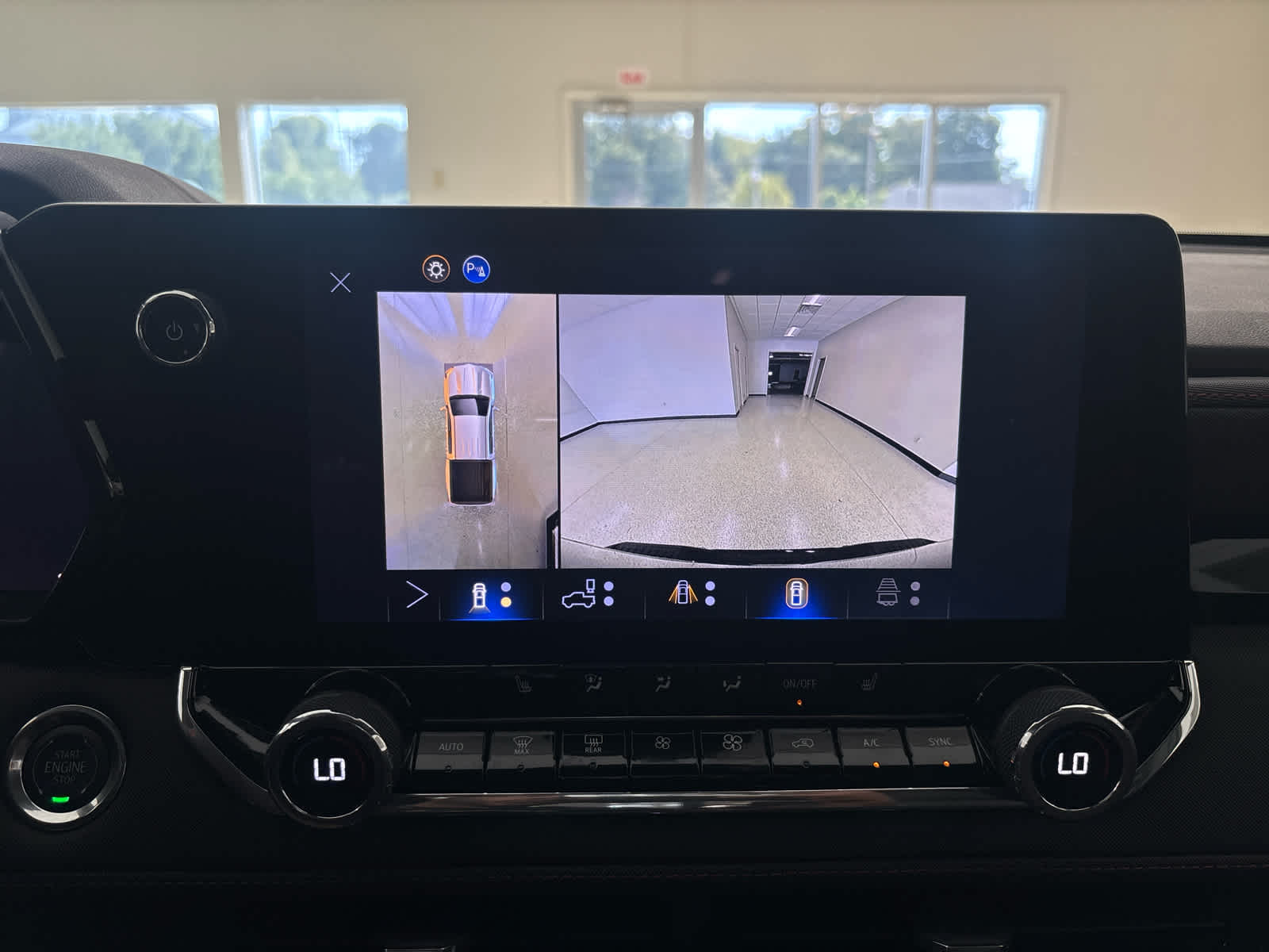 2026 Chevrolet Colorado Z71 - Photo 35