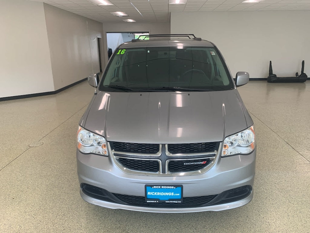 Used 2016 Dodge Grand Caravan SXT Van
