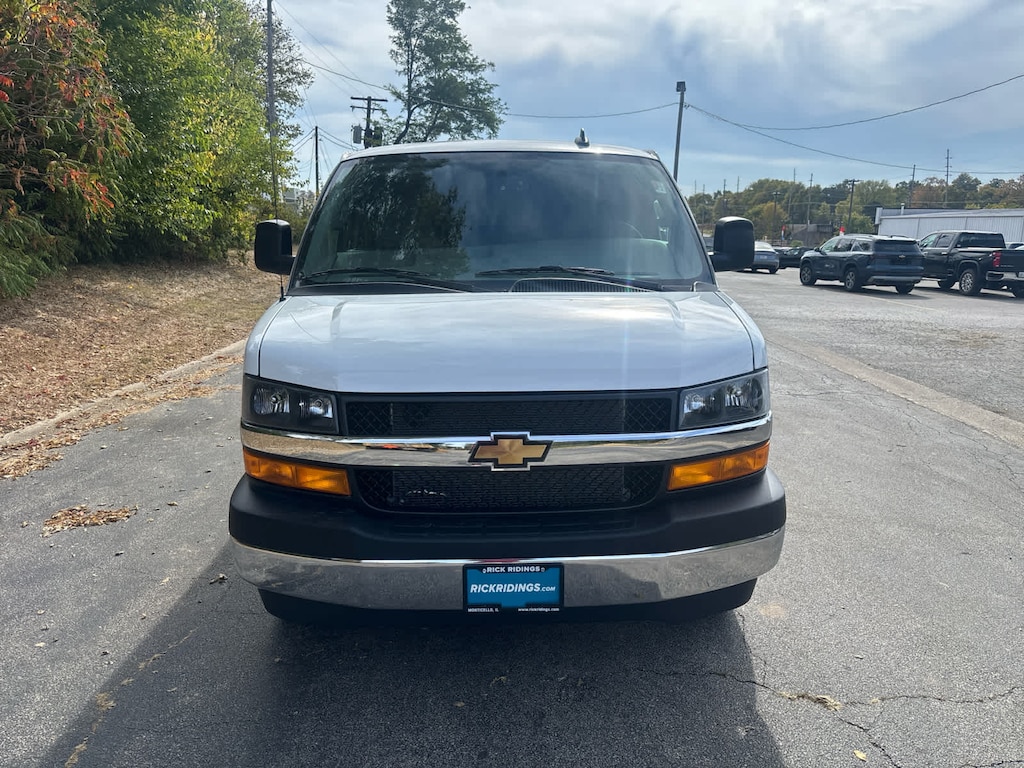 New 2025 Chevrolet Express Cargo 3500 WT Van