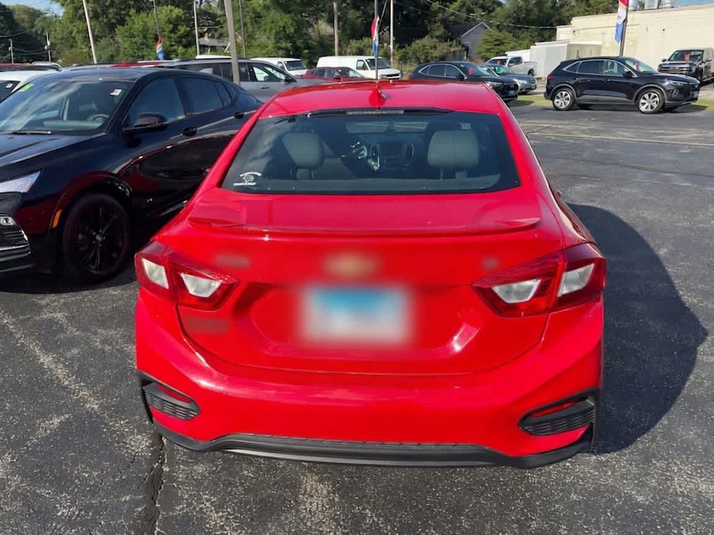 Used 2017 Chevrolet Cruze LT Sedan
