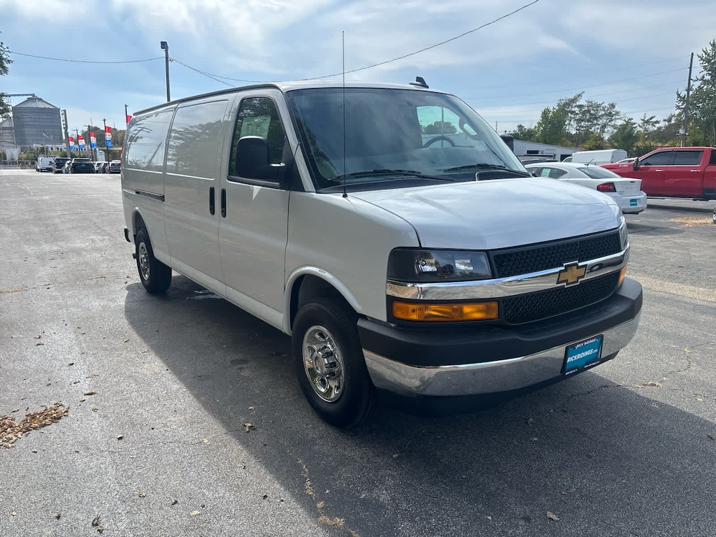 New 2025 Chevrolet Express Cargo 3500 WT Van