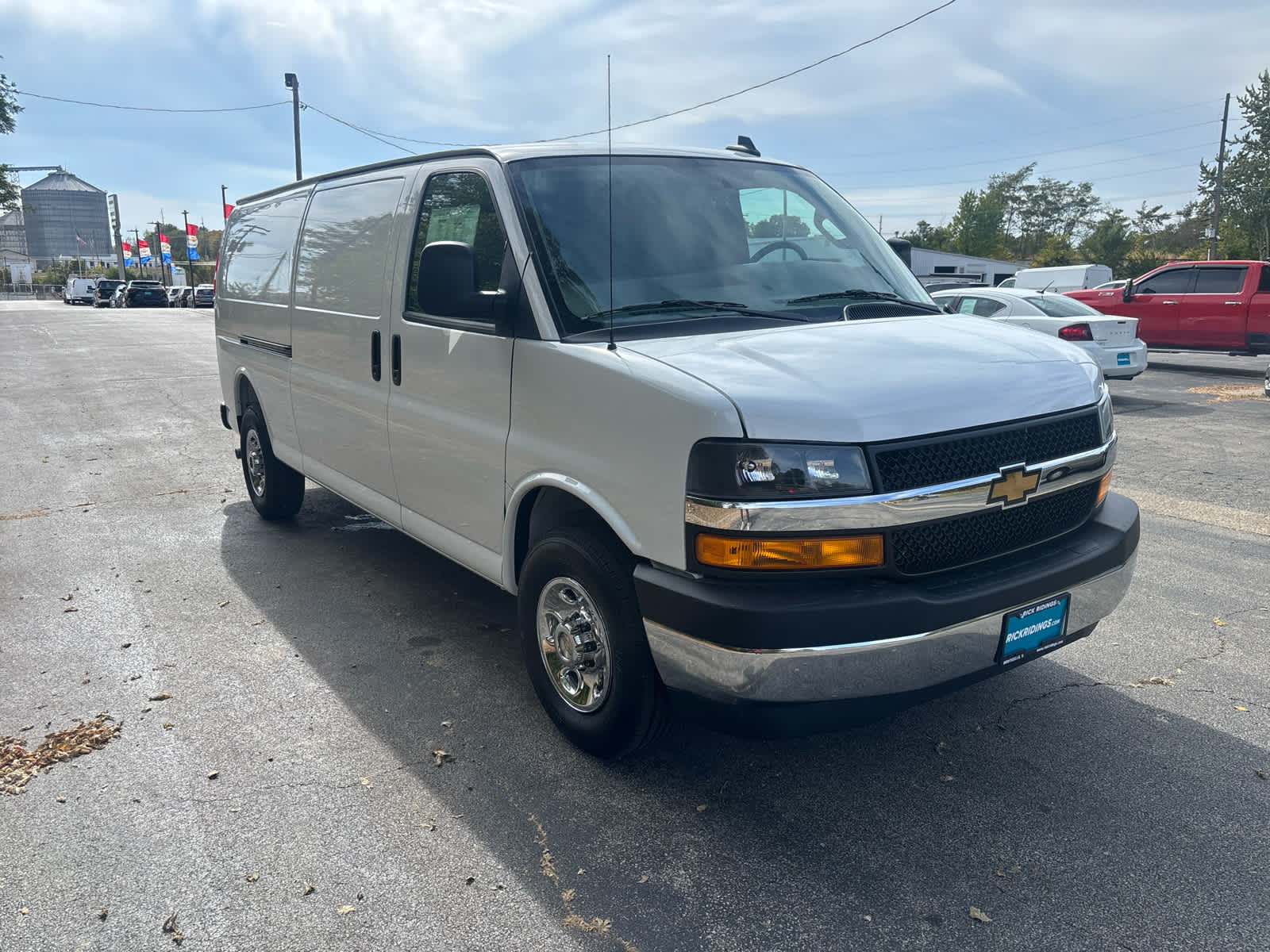 2025 Chevrolet Express Cargo 3500 Van photo 3