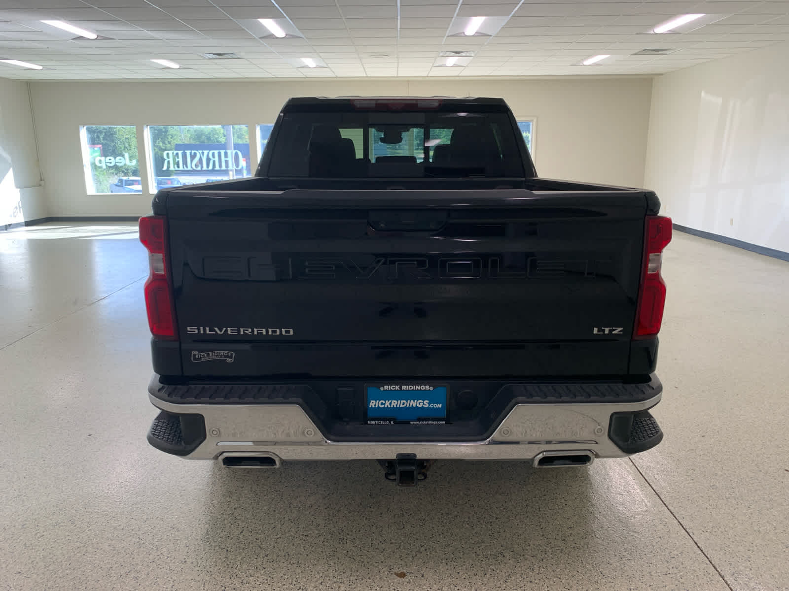 2023 Chevrolet Silverado 1500 LTZ - Photo 9