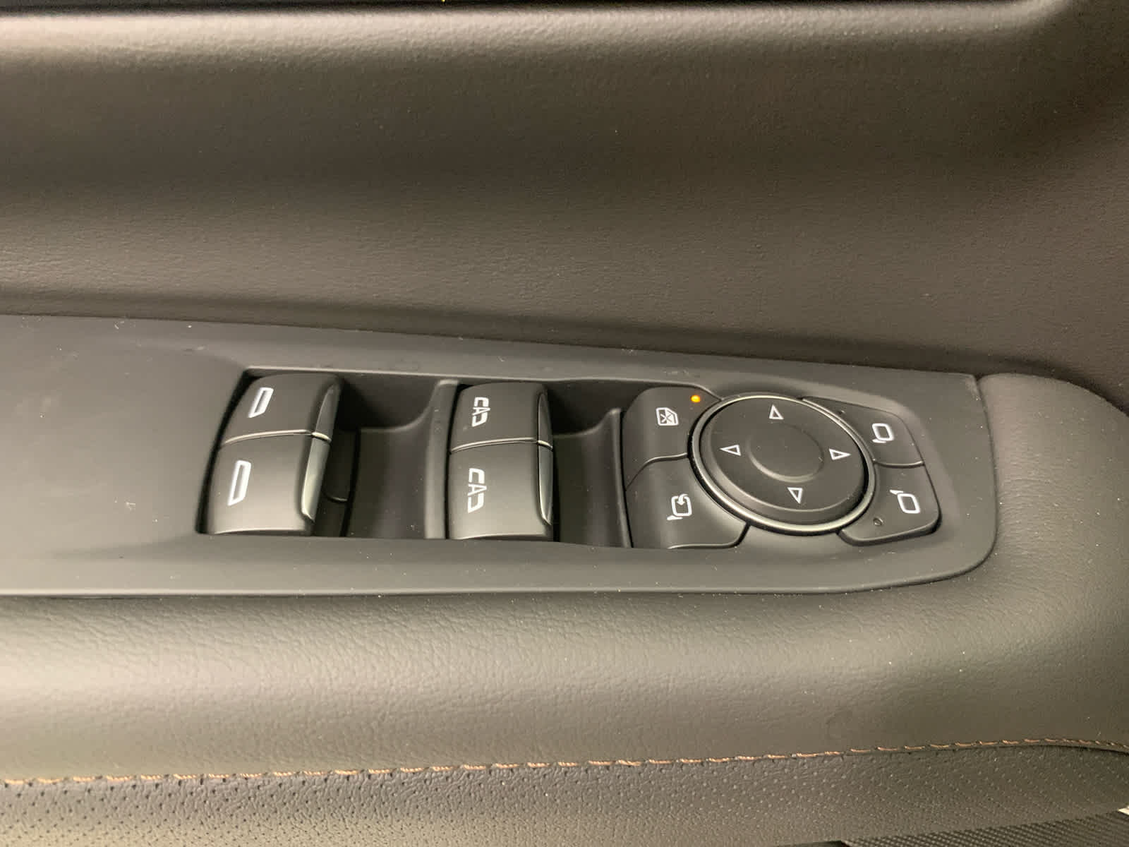 2026 Chevrolet Suburban High Country - Photo 24