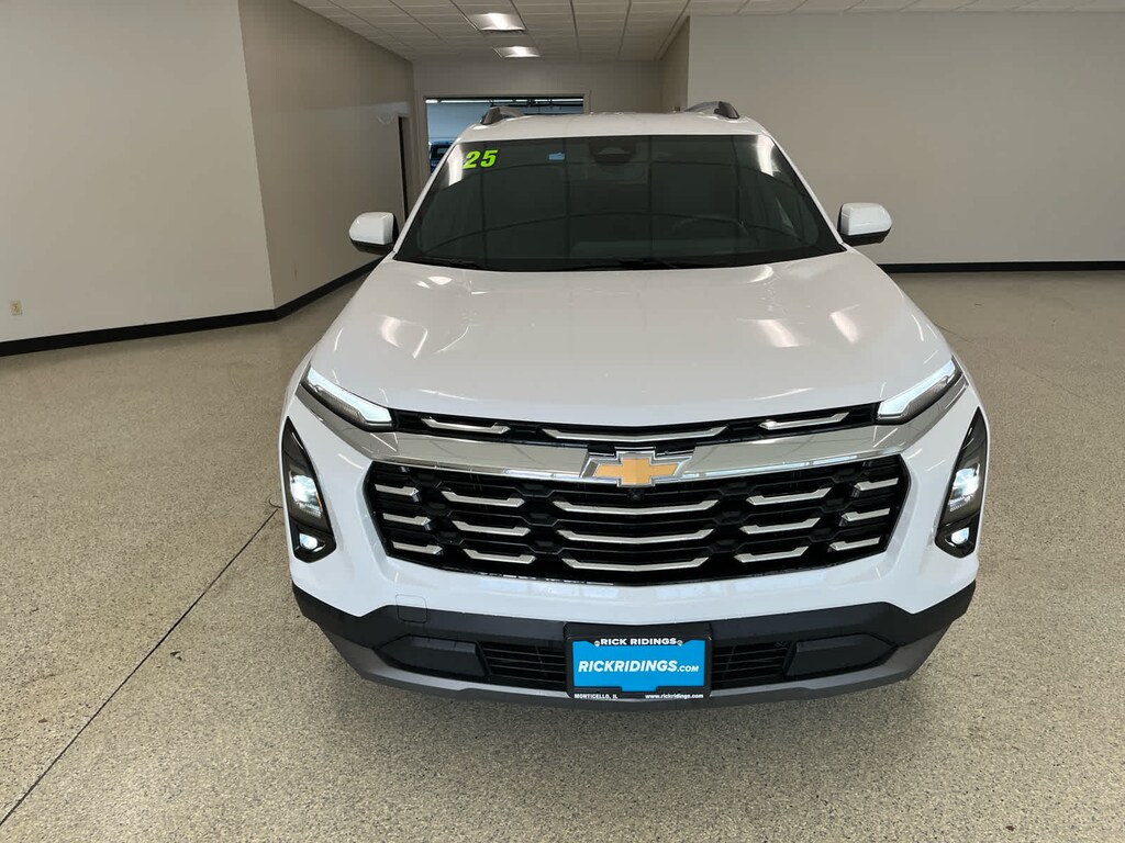 Used 2025 Chevrolet Equinox LT SUV