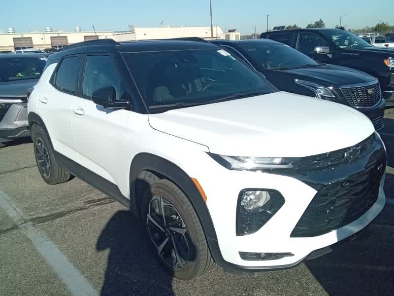2023 Chevrolet Trailblazer RS photo 2
