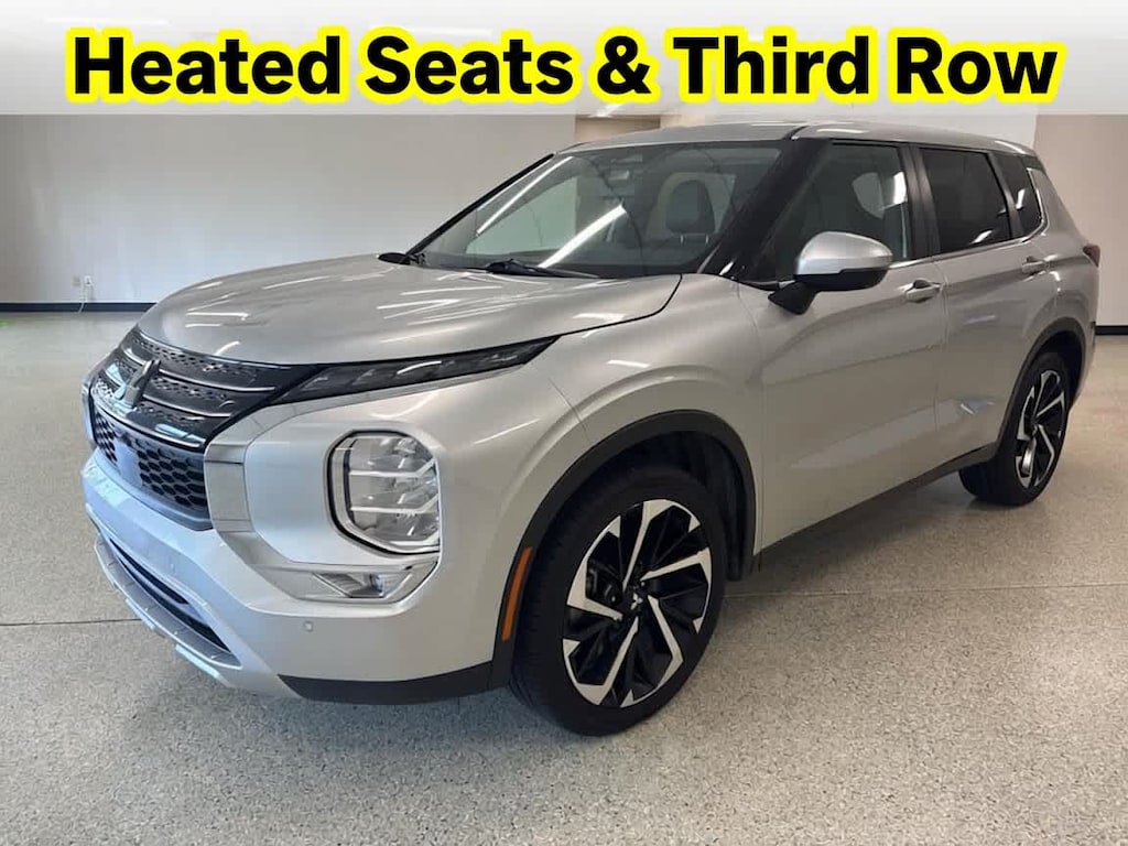 Used 2024 Mitsubishi Outlander SE SUV