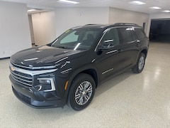 2025 Chevrolet Traverse LT SUV