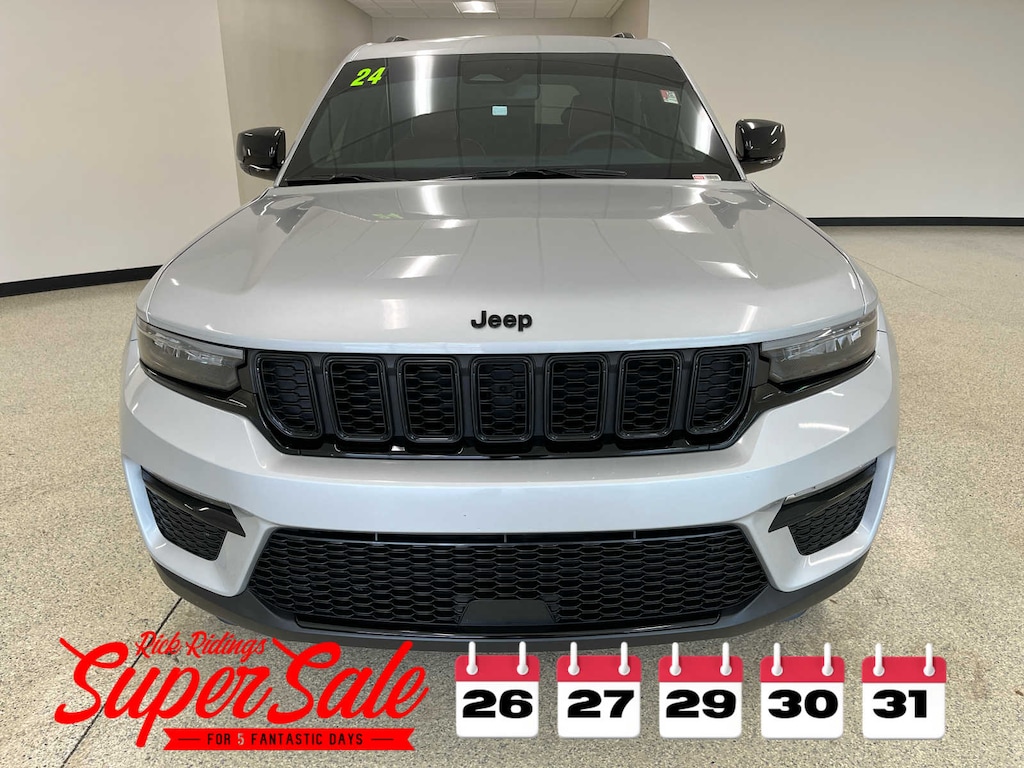 Used 2024 Jeep Grand Cherokee Limited SUV
