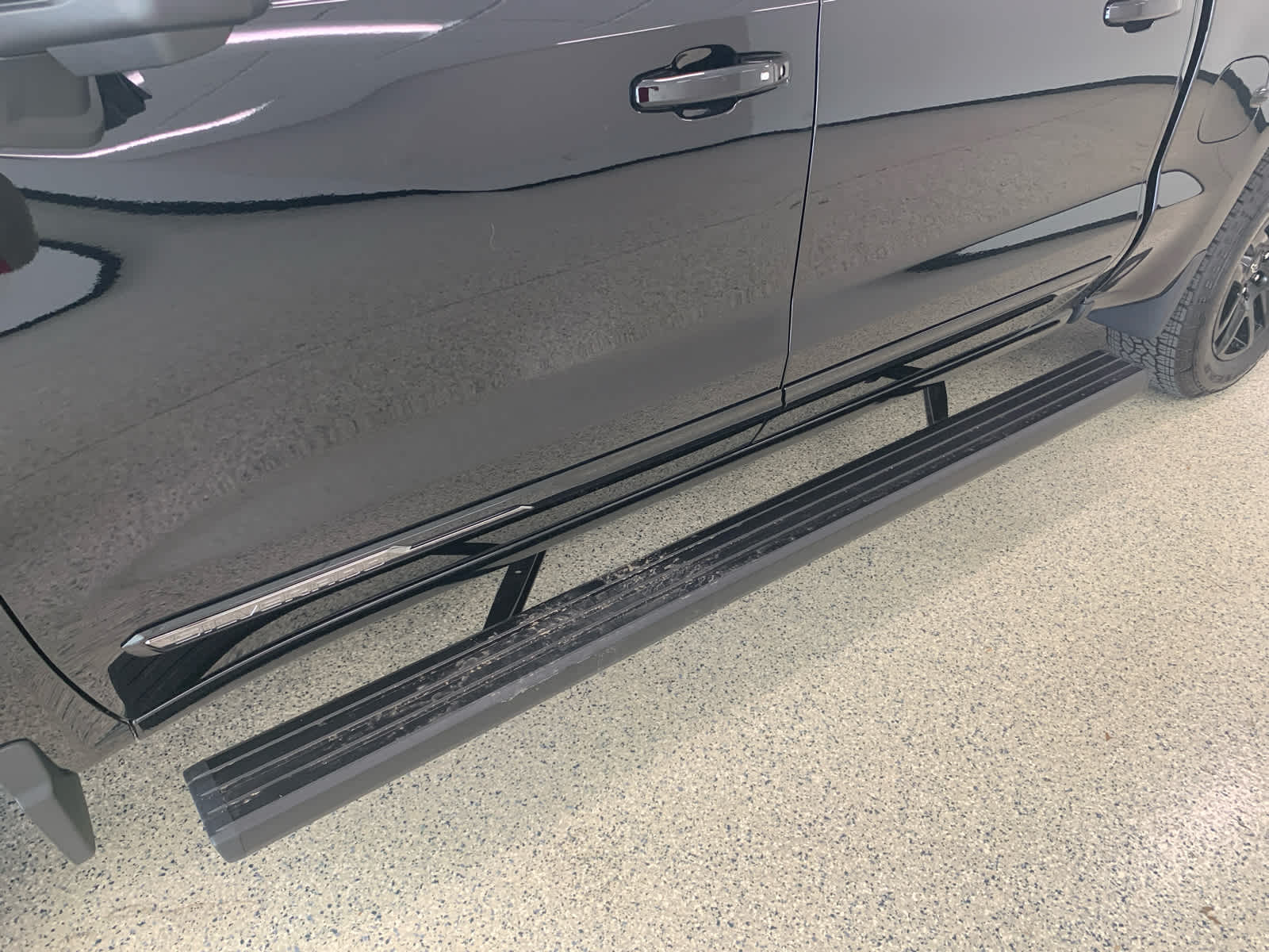 2025 Chevrolet Silverado 1500 High Country - Photo 14