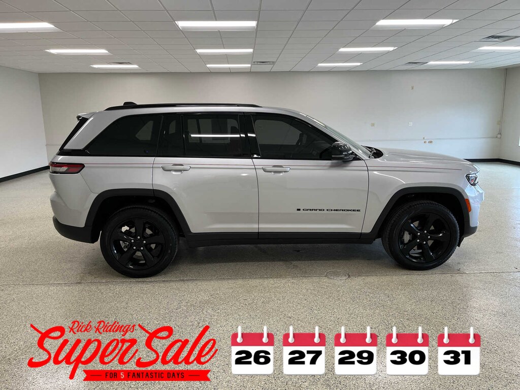Used 2024 Jeep Grand Cherokee Limited SUV