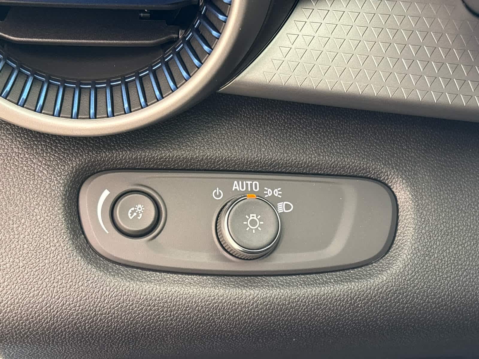 2026 Chevrolet Trax LS - Photo 12