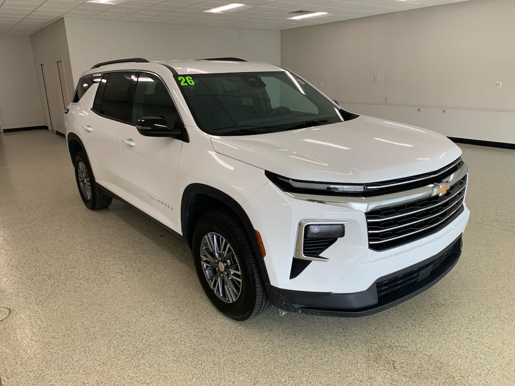 Used 2026 Chevrolet Traverse LT SUV
