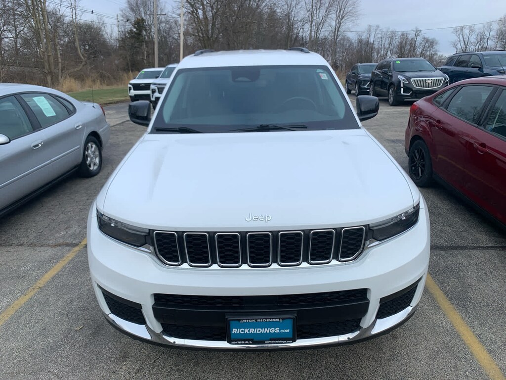 Used 2022 Jeep Grand Cherokee L Laredo SUV