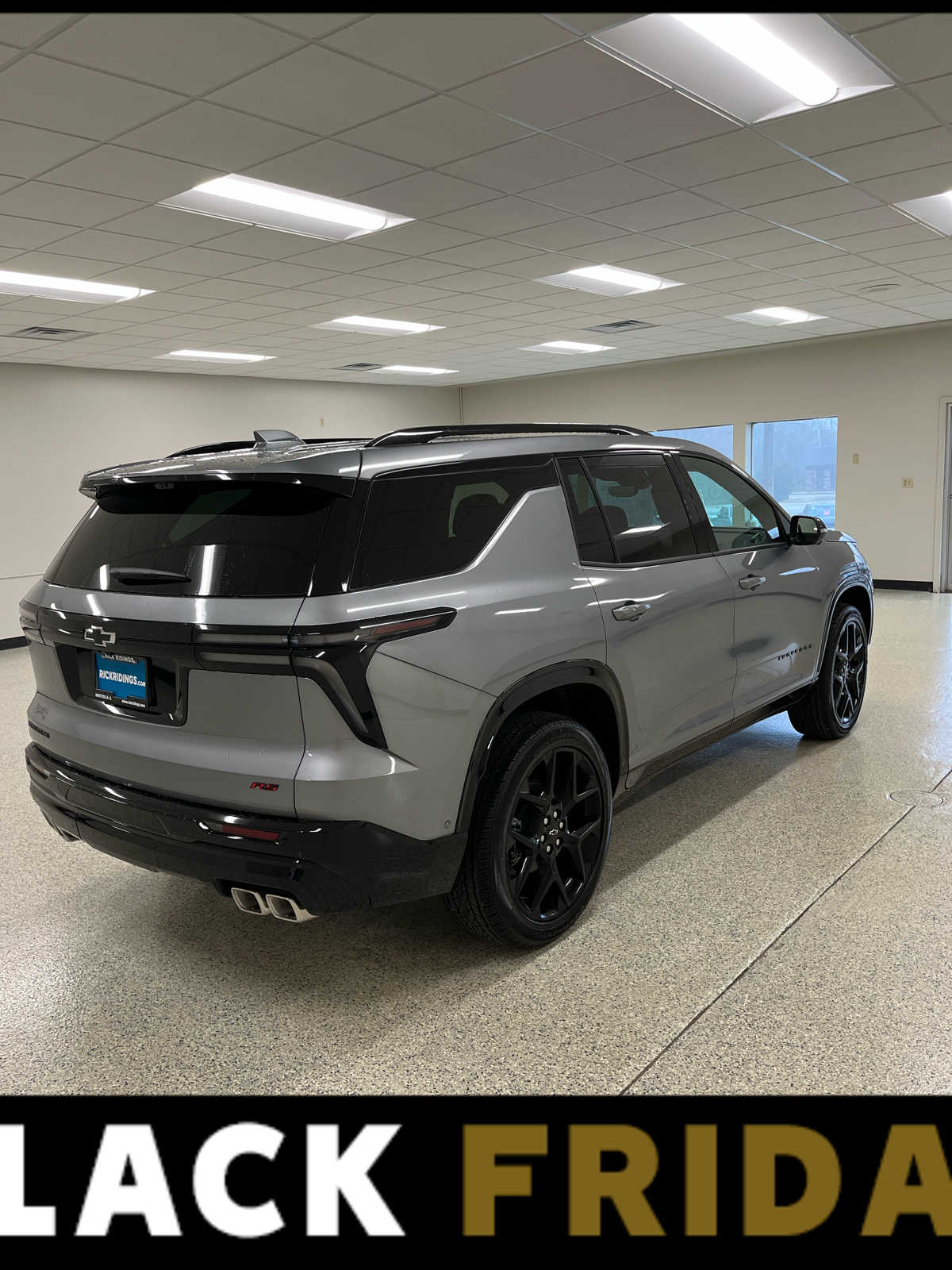 2026 Chevrolet Traverse RS photo 3