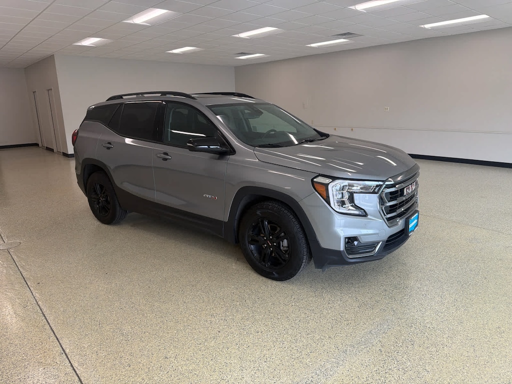 Used 2024 GMC Terrain AT4 SUV