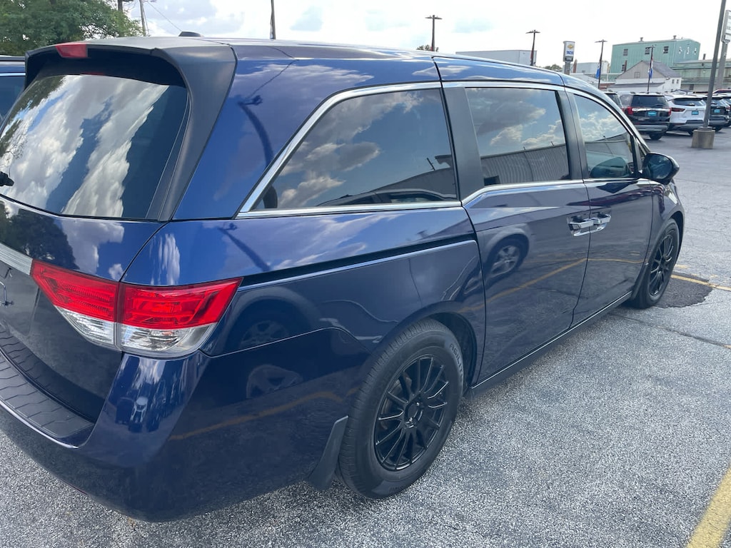 Used 2016 Honda Odyssey EX-L Van Passenger Van