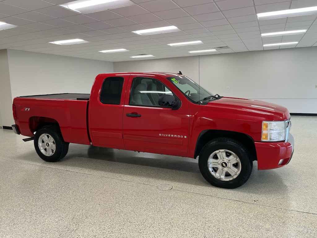 Used 2007 Chevrolet Silverado 1500 LT w/2LT Truck Extended Cab