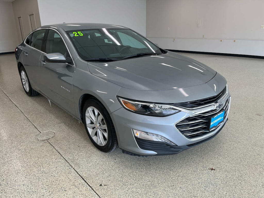 Used 2025 Chevrolet Malibu 1LT Sedan