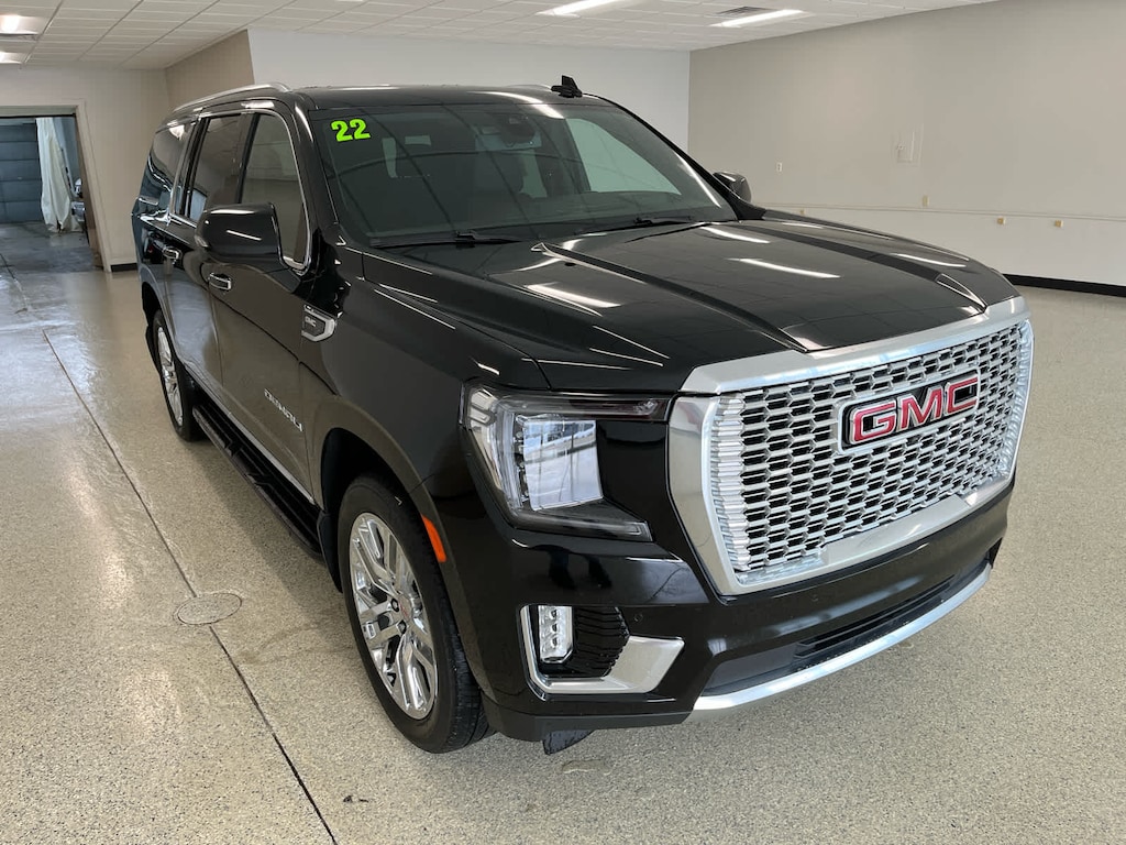 Used 2022 GMC Yukon XL Denali SUV
