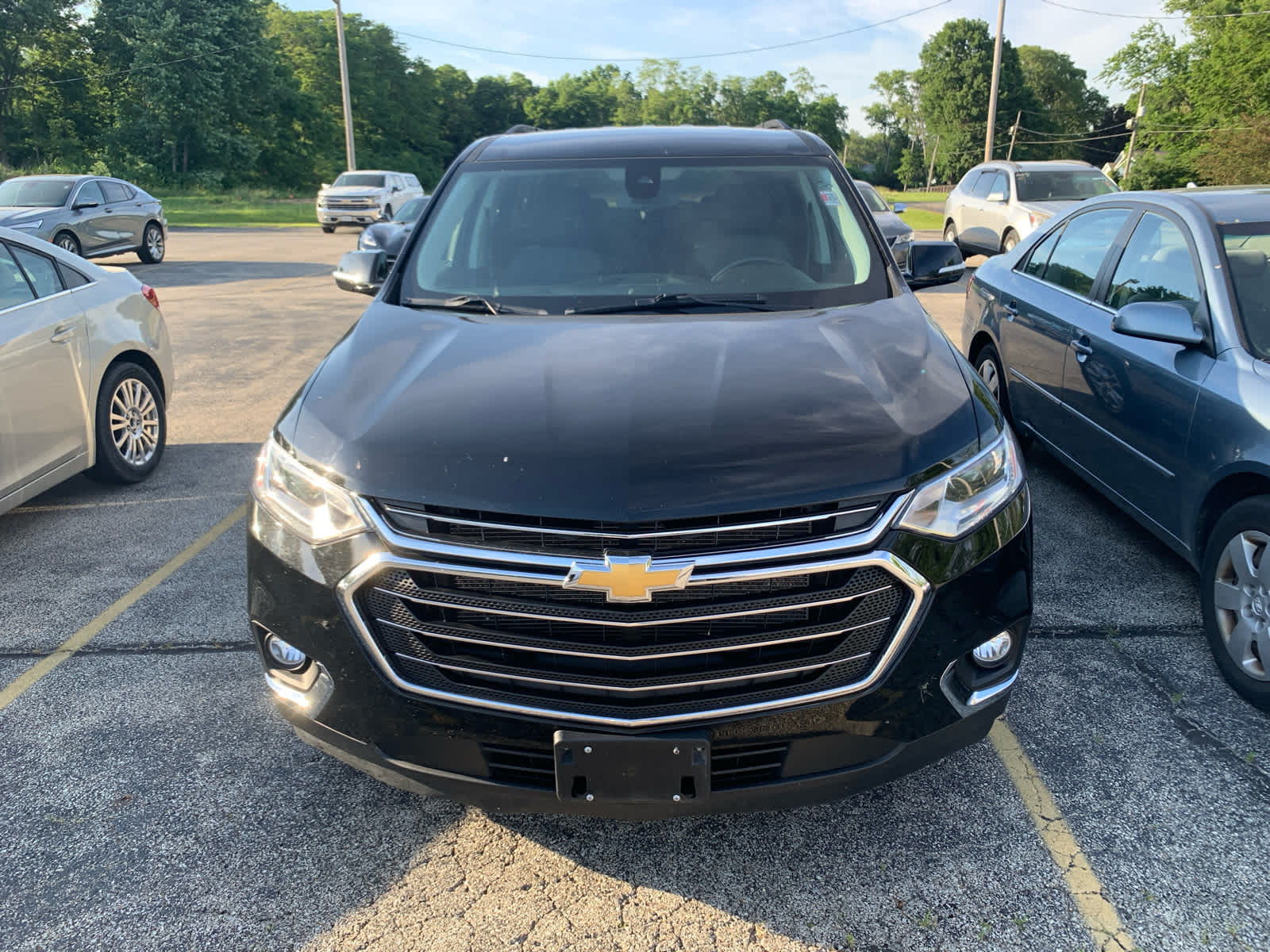 Used 2020 Chevrolet Traverse 1LT with VIN 1GNEVGKW2LJ314742 for sale in Monticello, IL