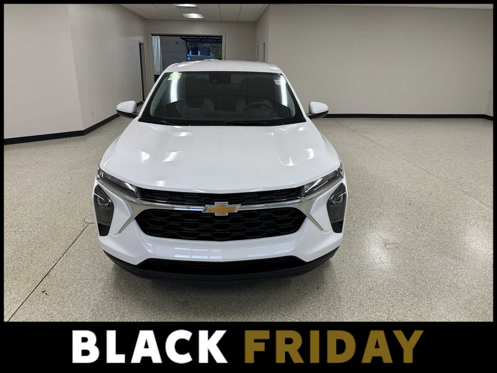 2026 Chevrolet Trax LS photo 2