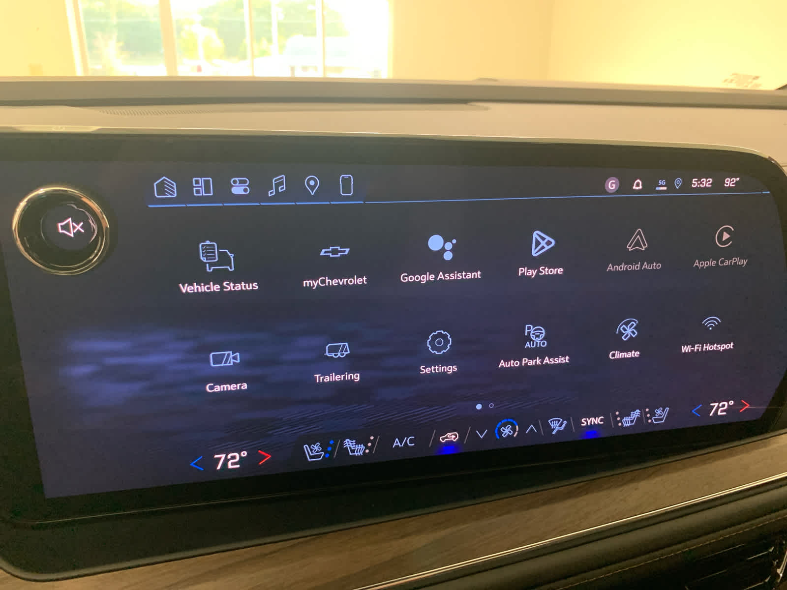 2026 Chevrolet Suburban High Country - Photo 34