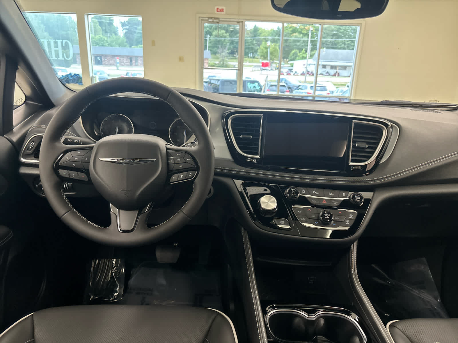 2026 Chrysler Pacifica Limited - Photo 22