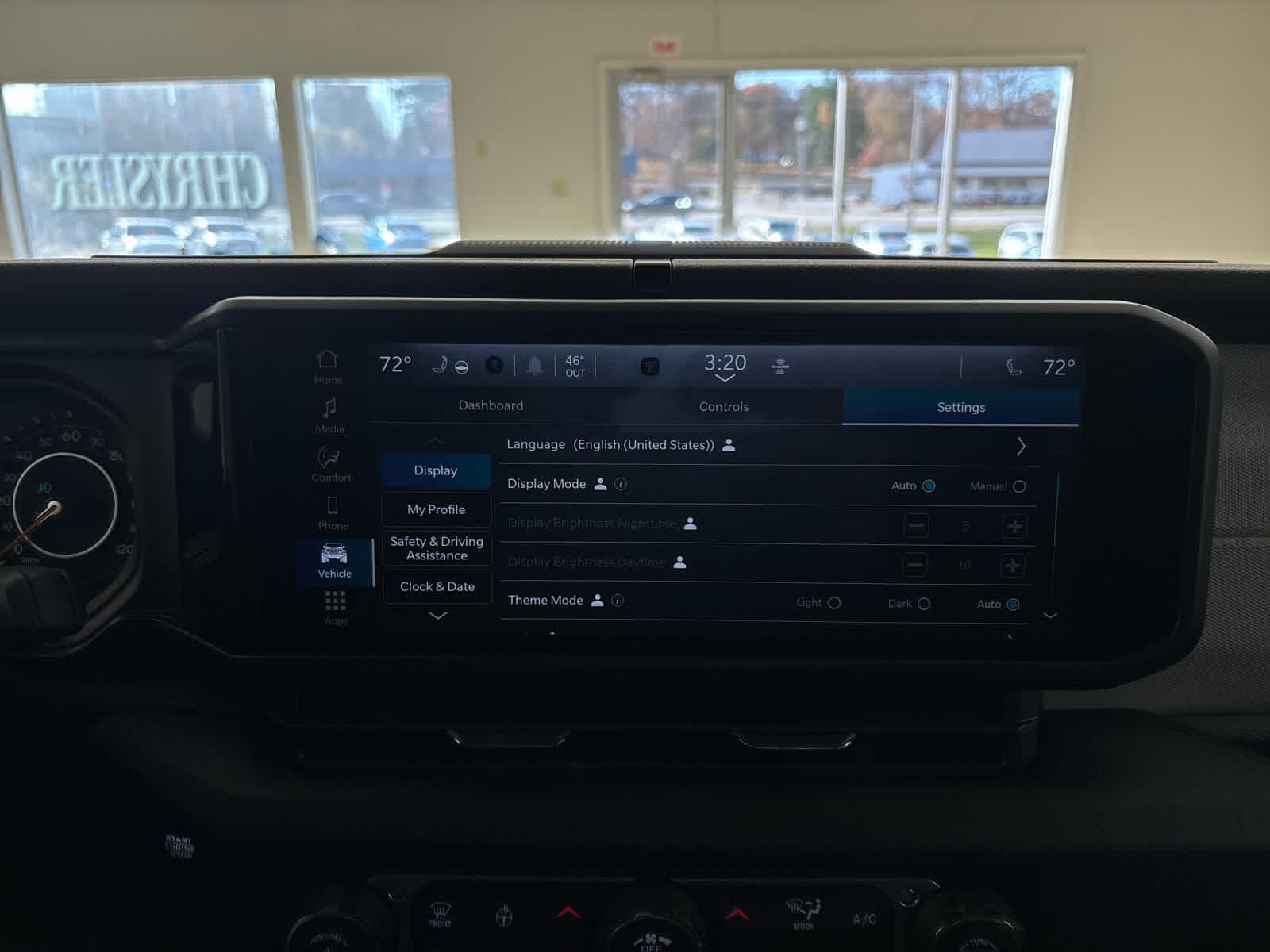 2026 Jeep Wrangler 2-Door Willys - Photo 38