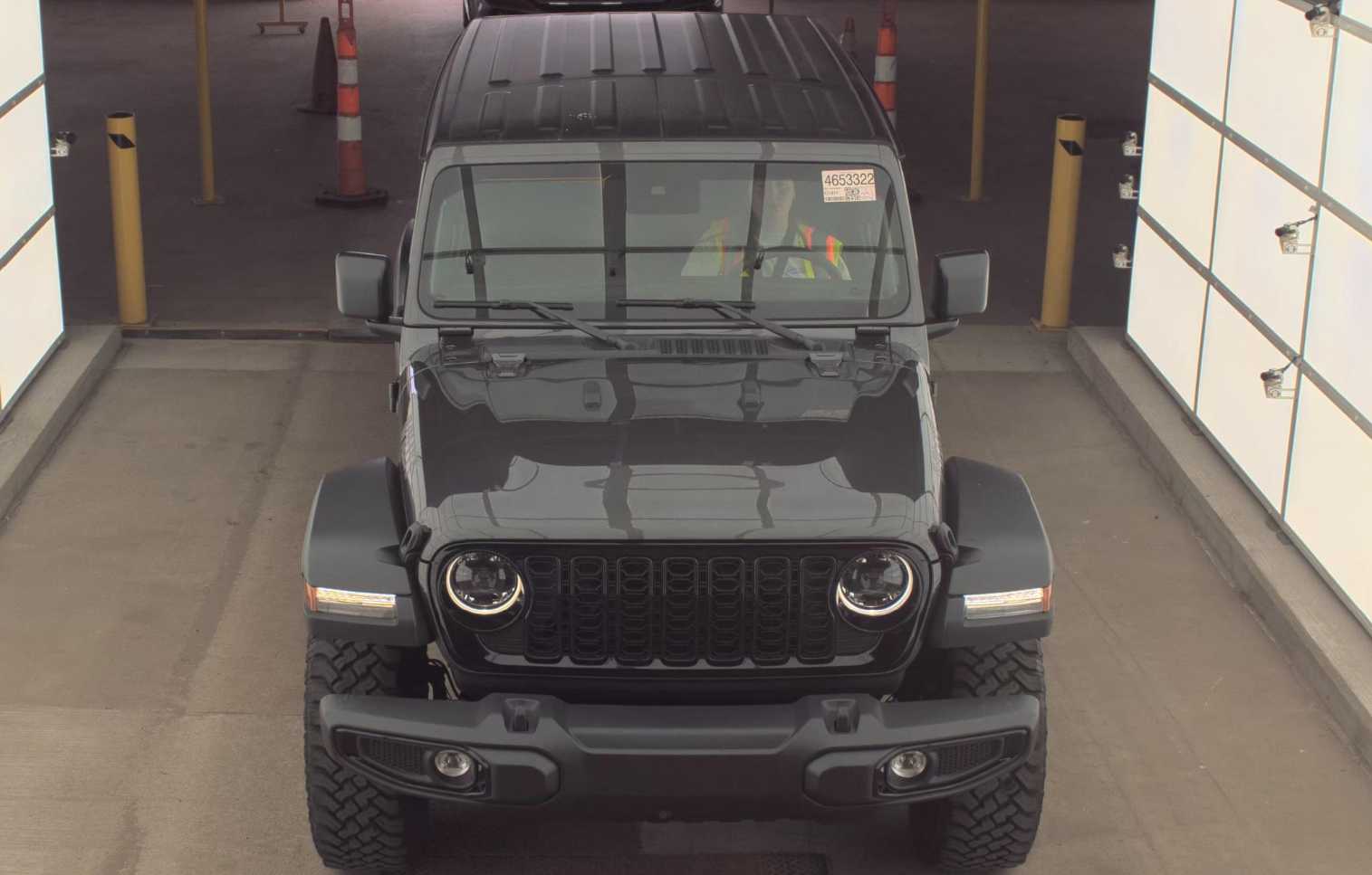 2024 Jeep Wrangler Willys photo 3