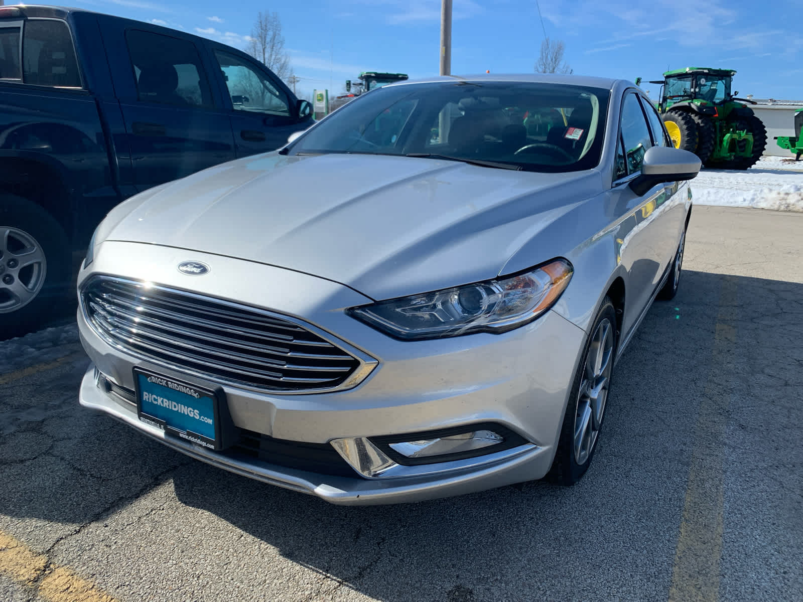 Used 2017 Ford Fusion S with VIN 3FA6P0G78HR271219 for sale in Monticello, IL