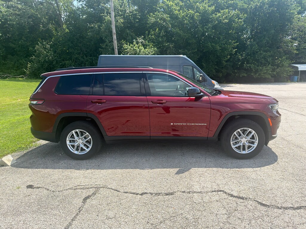 Used 2025 Jeep Grand Cherokee L Laredo X 4x4