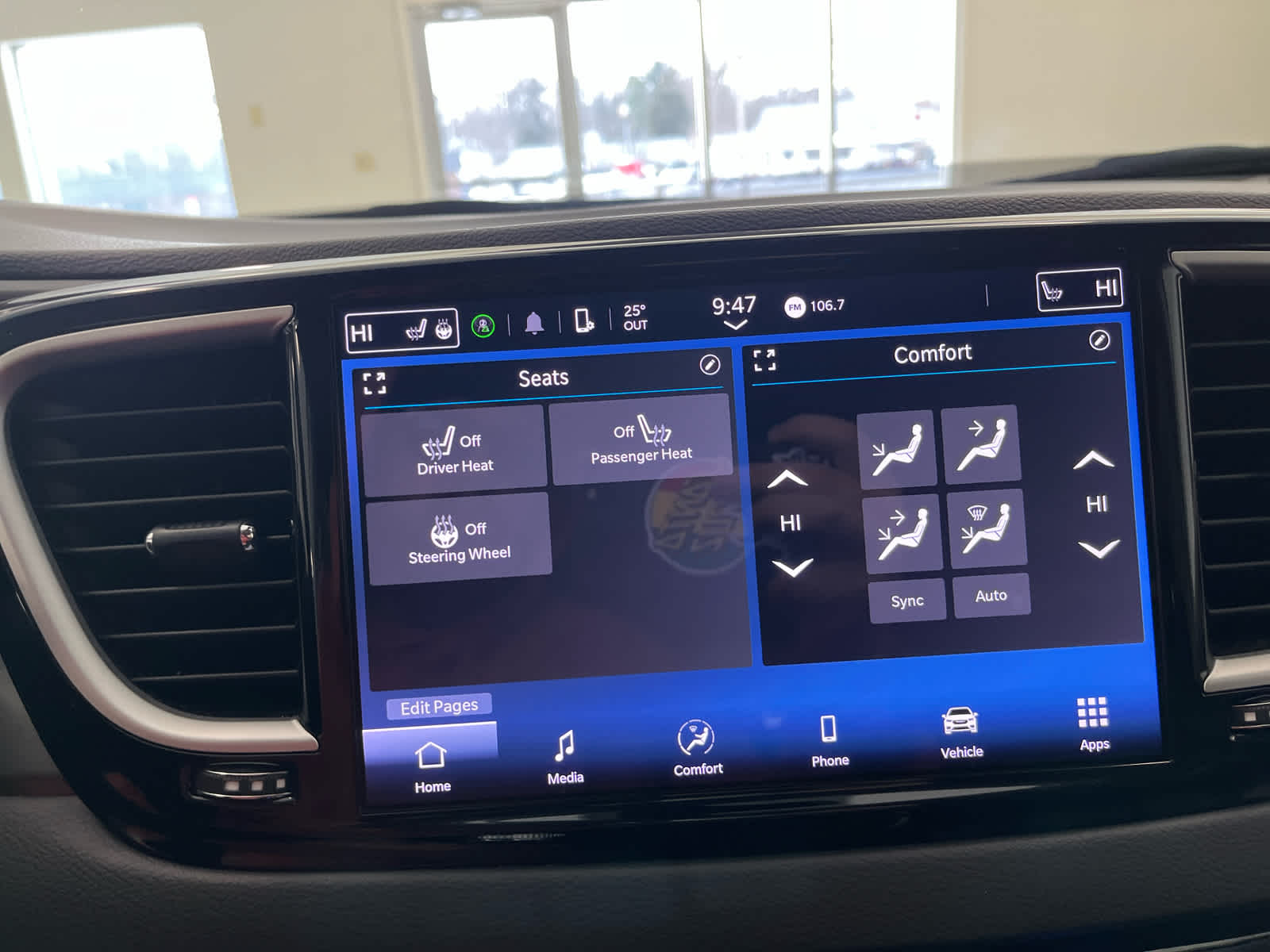 2024 Chrysler Pacifica Touring L - Photo 34