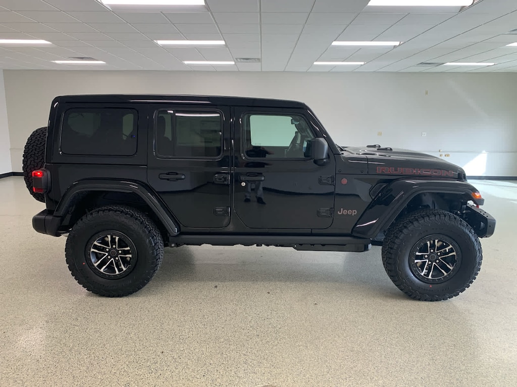 New 2026 Jeep Wrangler 4-DOOR RUBICON X Sport Utility