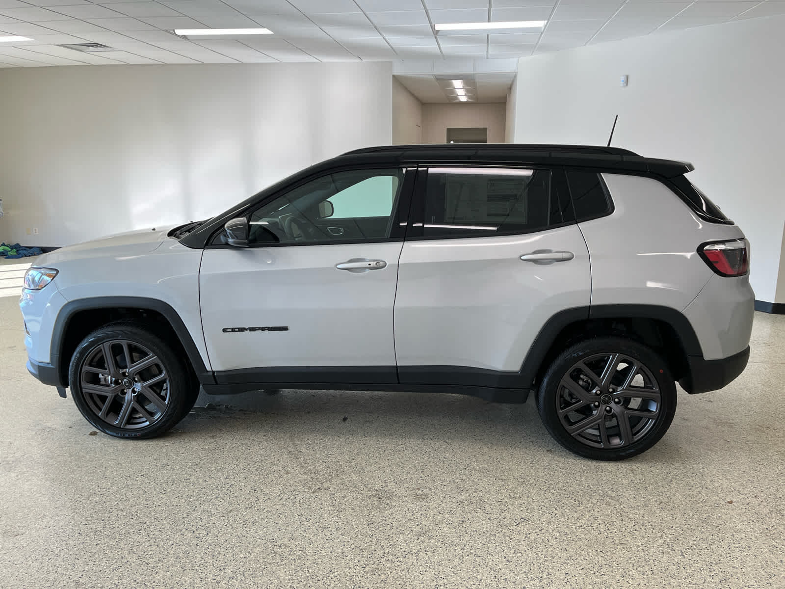 2026 Jeep Compass Limited Altitude - Photo 8