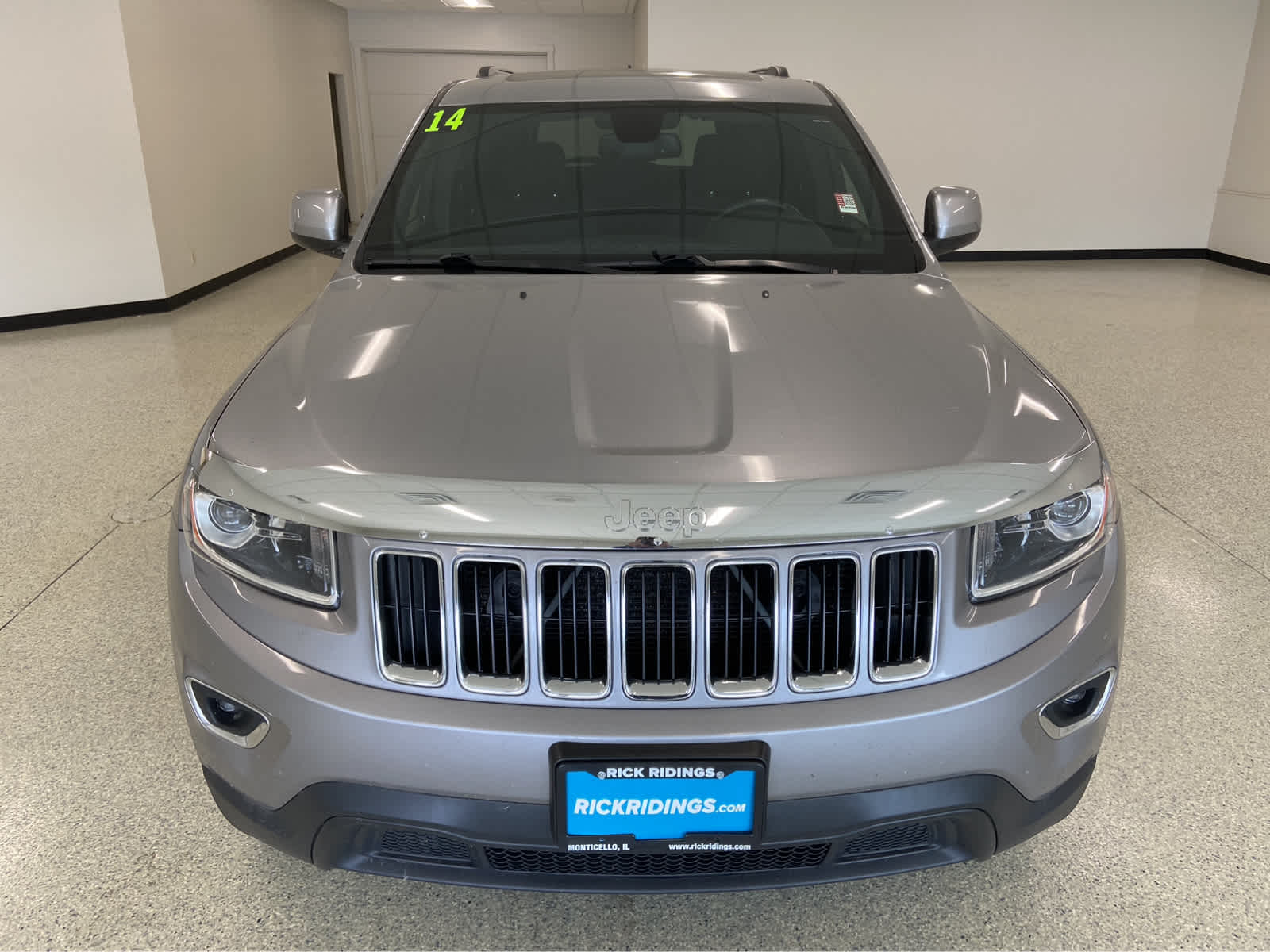 Used 2014 Jeep Grand Cherokee Laredo with VIN 1C4RJFAG9EC509500 for sale in Monticello, IL