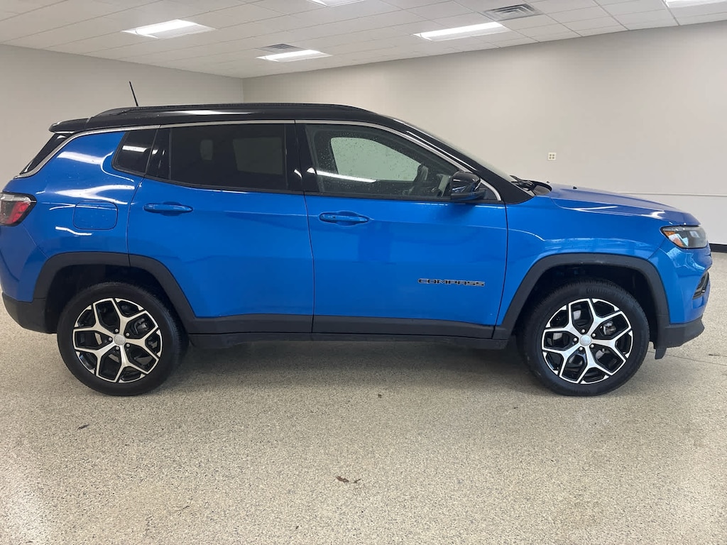 Used 2024 Jeep Compass Limited 4x4