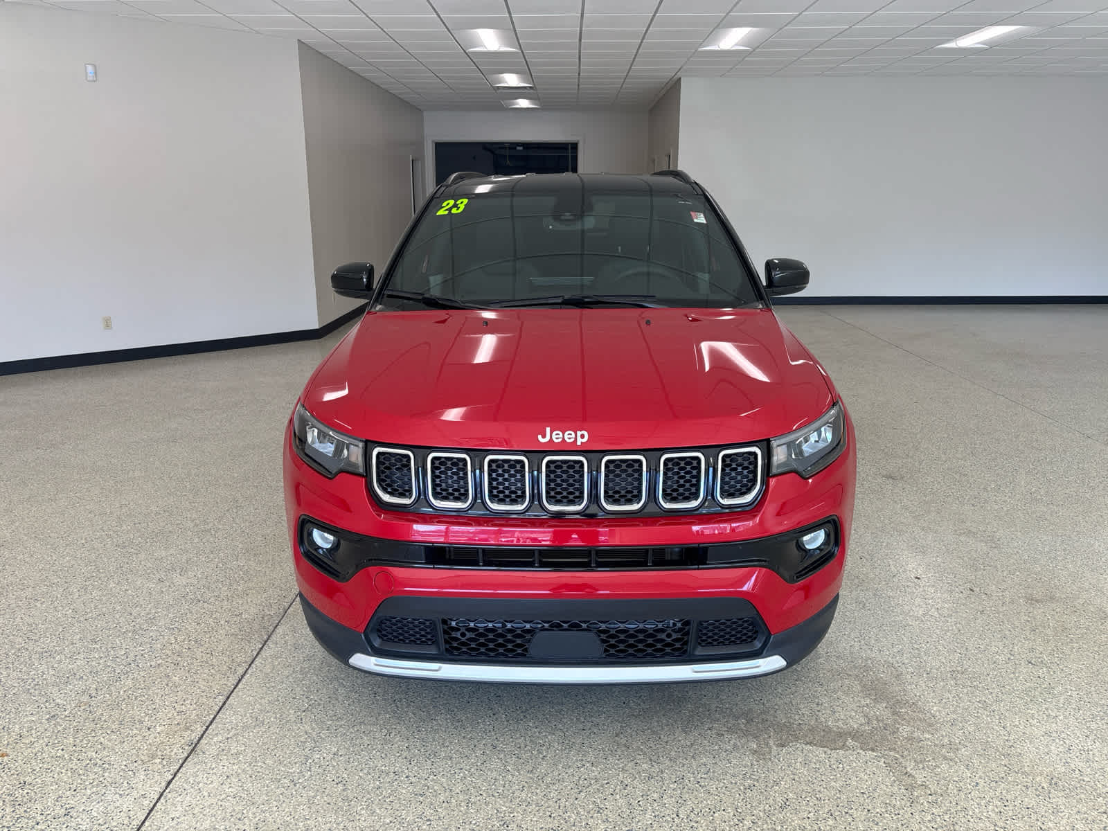 2023 Jeep Compass Limited photo 2
