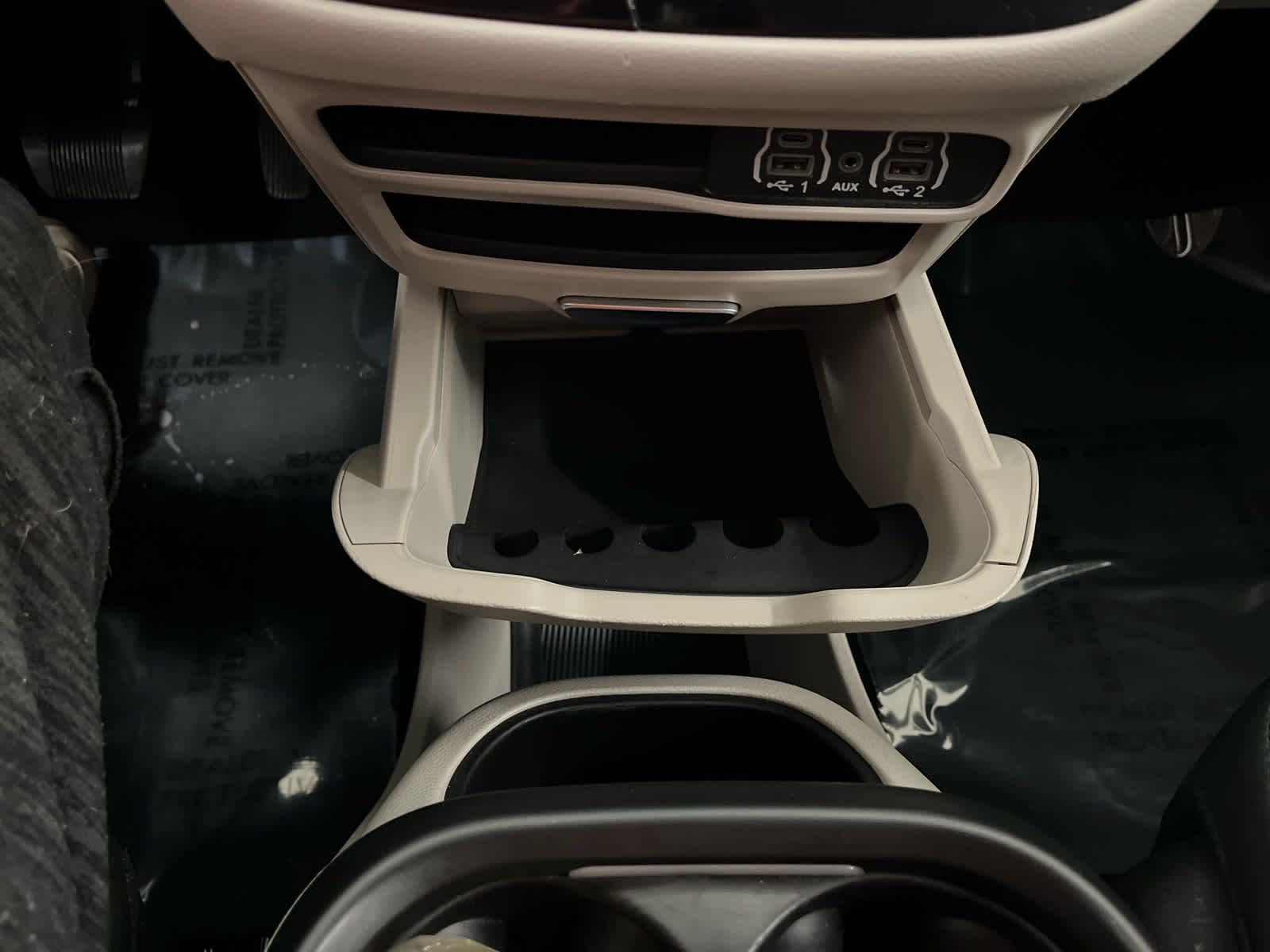 2024 Chrysler Pacifica Touring L - Photo 36