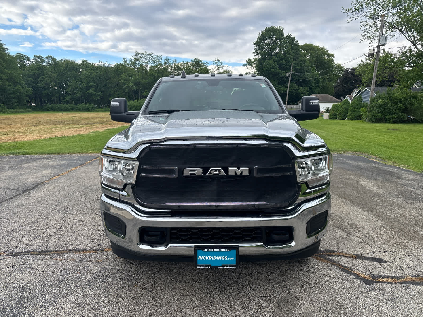 2024 Ram 3500 Tradesman photo 2