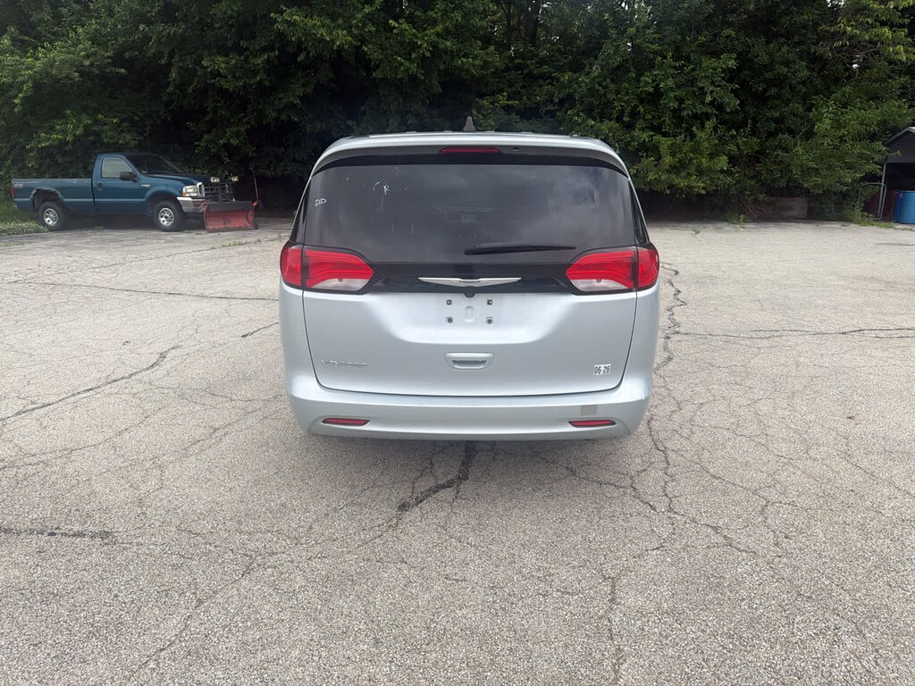 Used 2023 Chrysler Voyager LX FWD