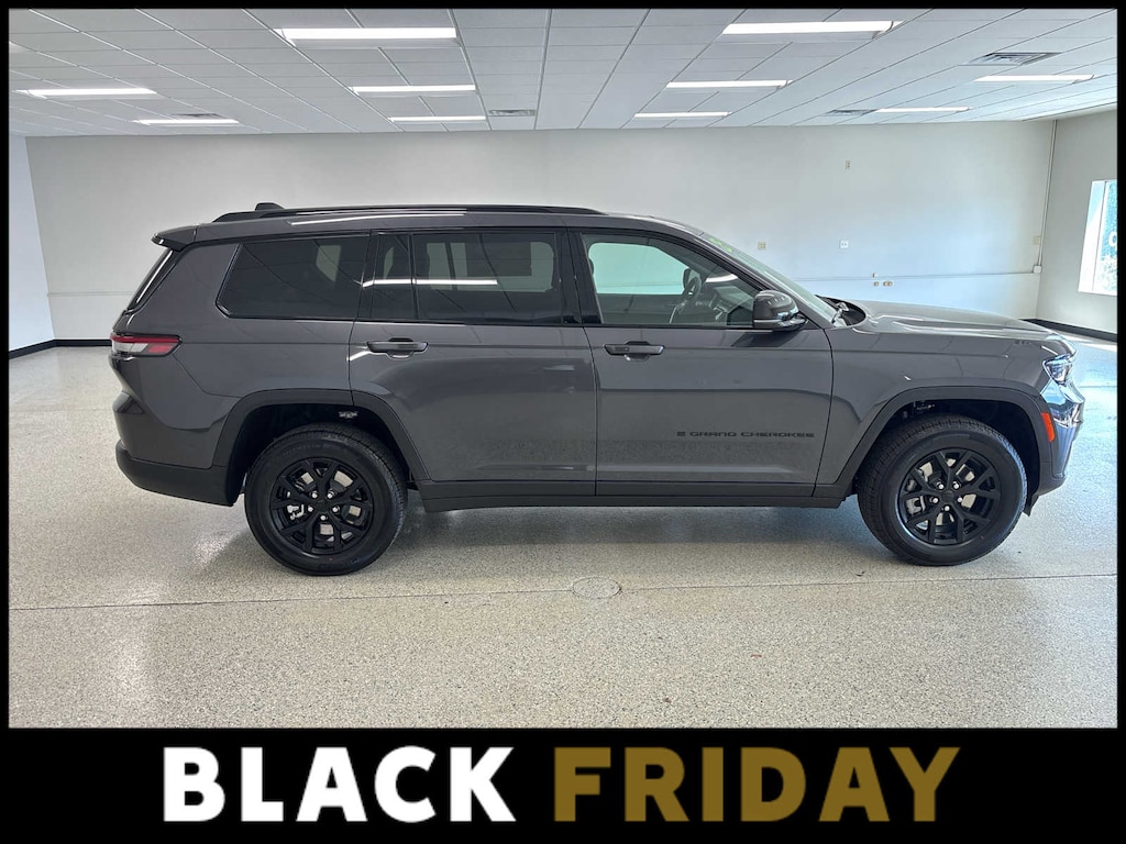 New 2025 Jeep Grand Cherokee L ALTITUDE X 4X4 Sport Utility
