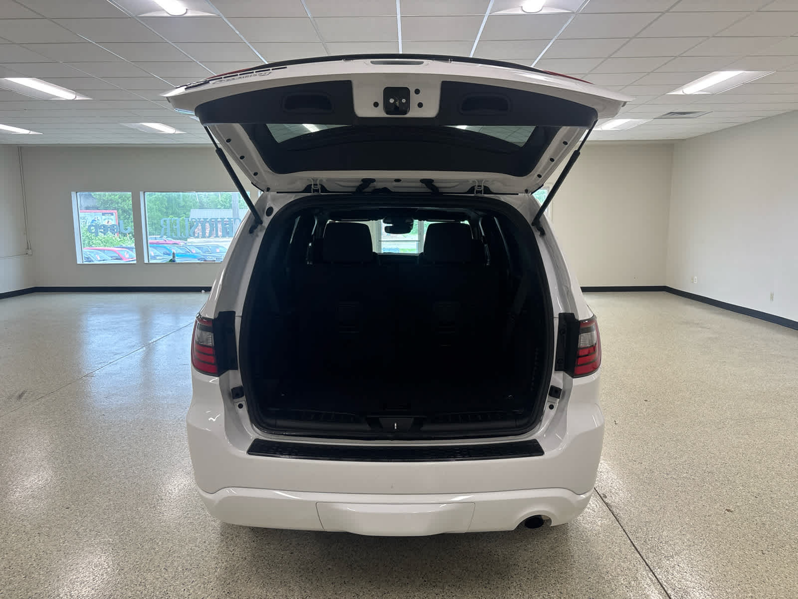 2024 Dodge Durango SXT - Photo 14