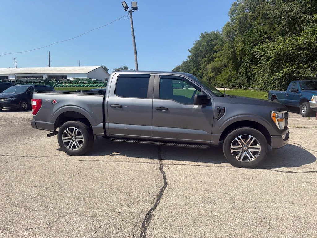 Used 2021 Ford F-150 XL 4WD Supercrew 5.5 Box 4WD SuperCrew 5.5 Box