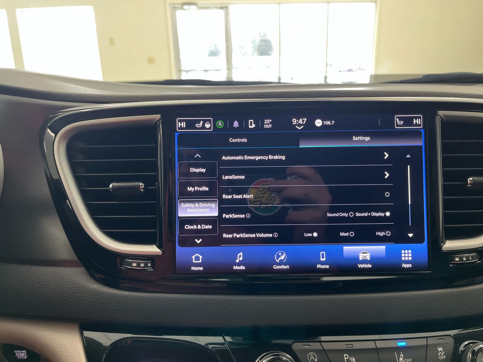 2024 Chrysler Pacifica Touring L - Photo 41