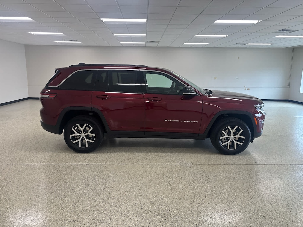 New 2025 Jeep Grand Cherokee LIMITED 4X4 Sport Utility